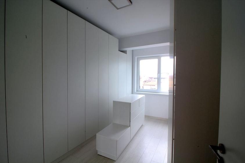 Apartament cu 3 camere decomandat, mobilat în Domenii