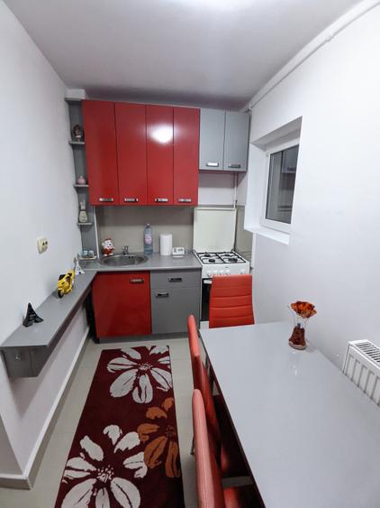 Apartament cu 2 camere decomandat în Iris