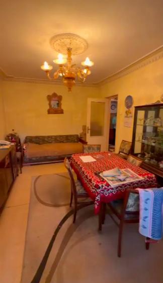 Apartament cu 3 camere în Berceni