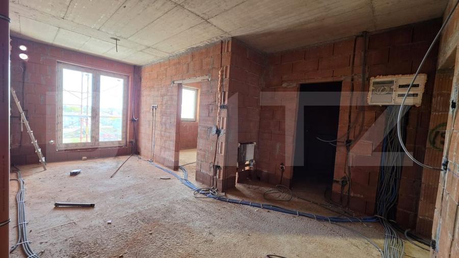 Apartament cu 2 camere semidecomandat în Ștrandului