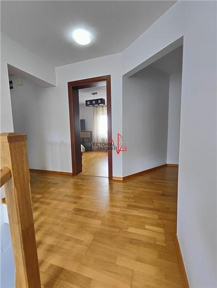 Casă individuală cu 5 camere cu Canalizare în Cernica