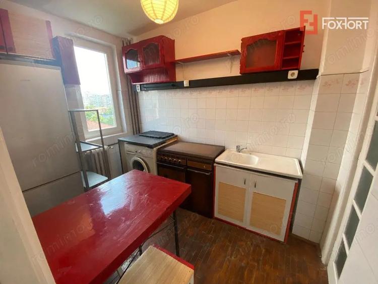 Apartament cu 2 camere semidecomandat, mobilat în Cetății