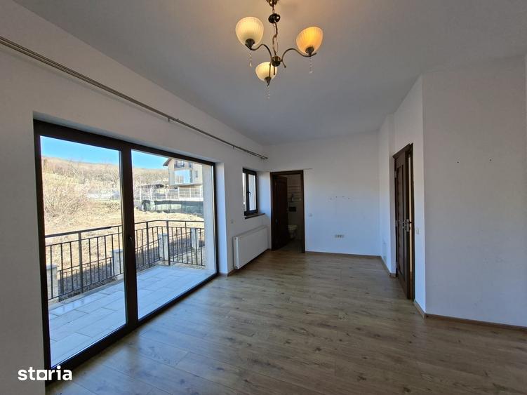 Casa/Vila De Inchiriat In Borhanci - 6