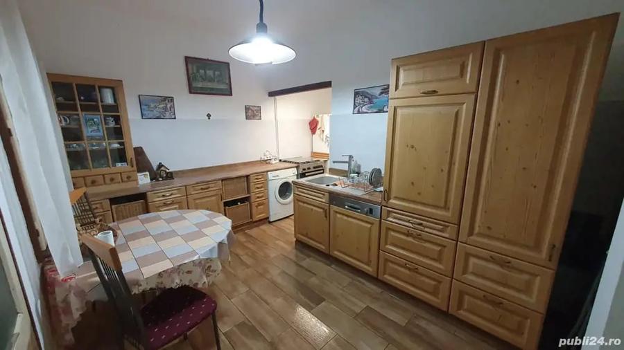 Casă cu 3 camere cu Teren 780 Mp în Aradul Nou
