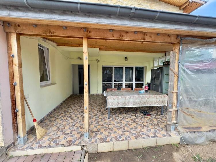 Casă individuală cu 5 camere cu Piscina în Berceni