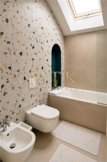 Duplex cu 5 camere cu Canalizare în Iancu Nicolae