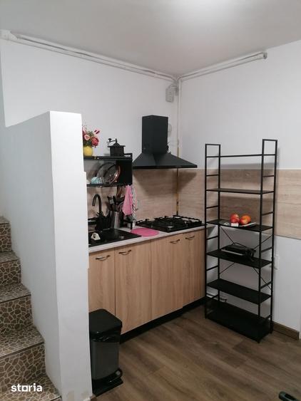 Casă cu 5 camere cu Teren 80 Mp în Centrul Civic