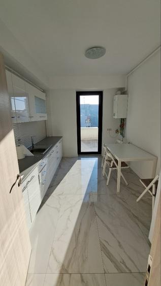 Apartament cu 3 camere decomandat în Dorobanți