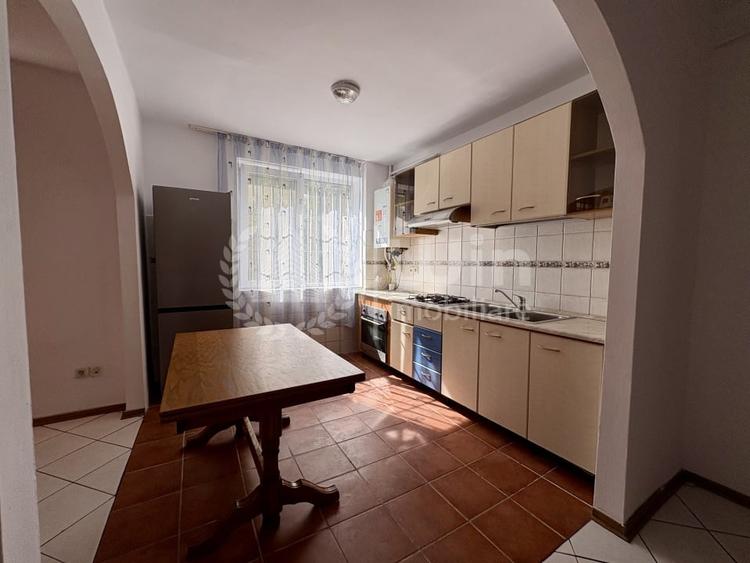 Apartament cu 2 camere semidecomandat, mobilat în Gheorgheni