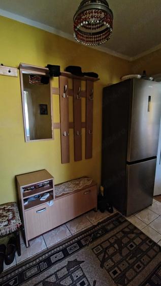 Apartament cu 2 camere semidecomandat în Moroasa 2