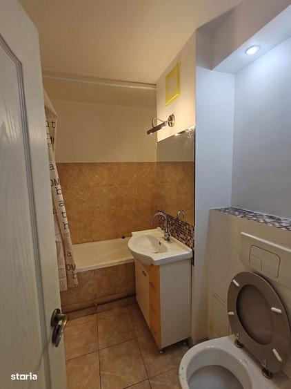 Apartament cu 2 camere decomandat în Ceair