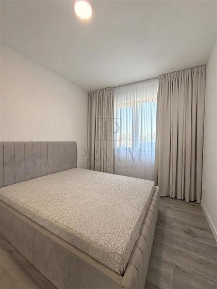 Duplex cu 4 camere cu Canalizare în Plopi