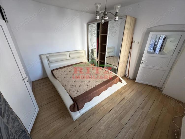 Casă cu 3 camere cu Teren 705 Mp în Piatra