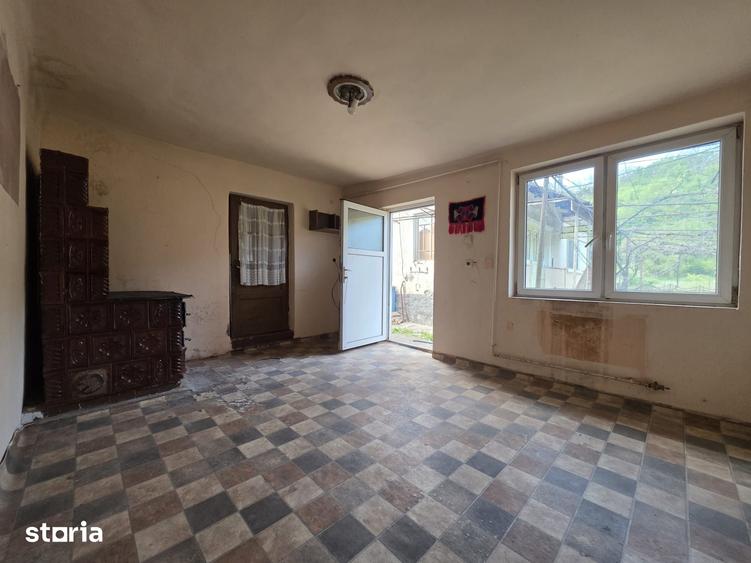Casă cu 3 camere cu Teren 2150 Mp în Someș-Odorhei