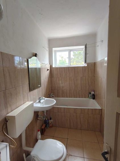 Apartament cu 2 camere semidecomandat în Dorobanțu