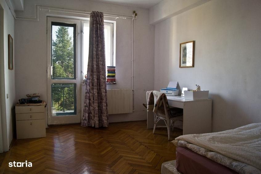 Casă cu 4 camere în Gruiu