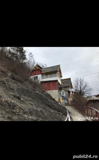Casă cu 3 camere cu Teren 100 Mp în Câmpeni