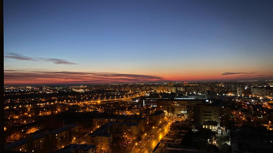 Apartament cu 3 camere semidecomandat, mobilat în Doamna Ghica