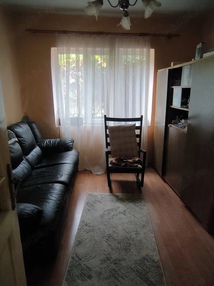 Casă cu 2 camere cu Teren 1545 Mp în Ineu