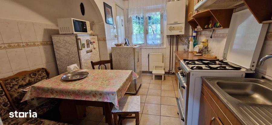 Apartament cu 2 camere semidecomandat în Girocului
