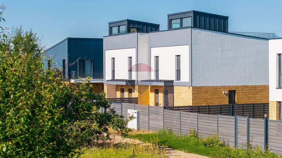 Casă individuală cu 4 camere cu Teren 538 Mp în Ghimbav Livadă