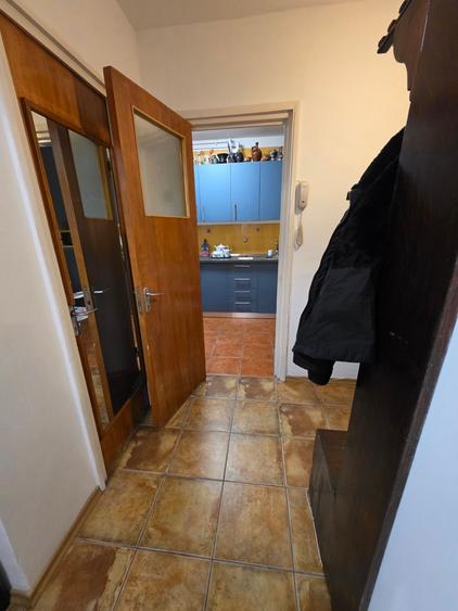 Apartament cu 3 camere decomandat în Tineretului