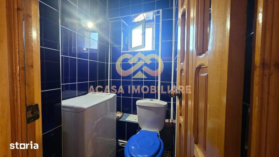 Apartament cu 3 camere decomandat în Nicolina