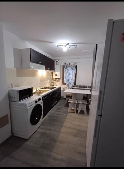 Apartament cu 2 camere nedecomandat în Central