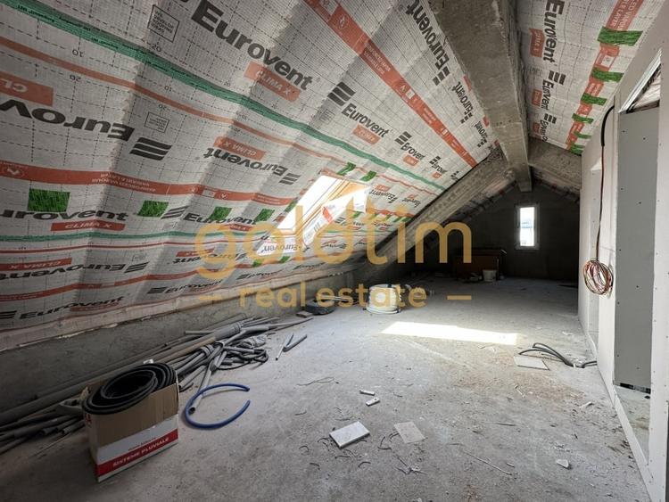Casă individuală cu 5 camere cu Canalizare în Pipera