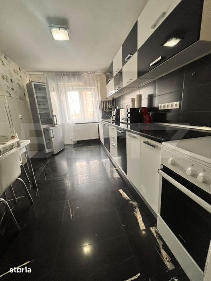 Apartament cu 4 camere, mobilat în Ultracentral