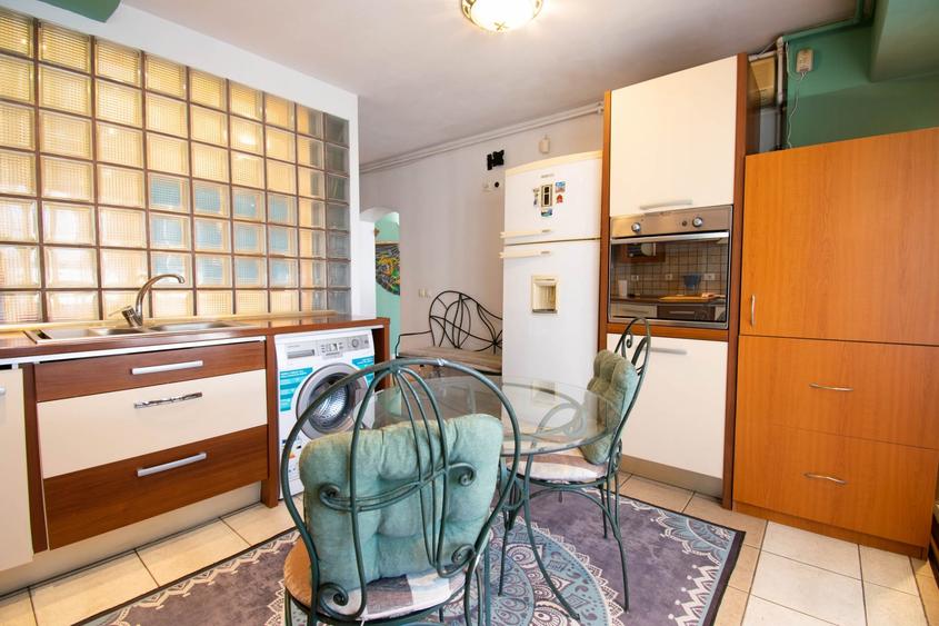 Apartament cu 2 camere decomandat, mobilat în Nerva Traian
