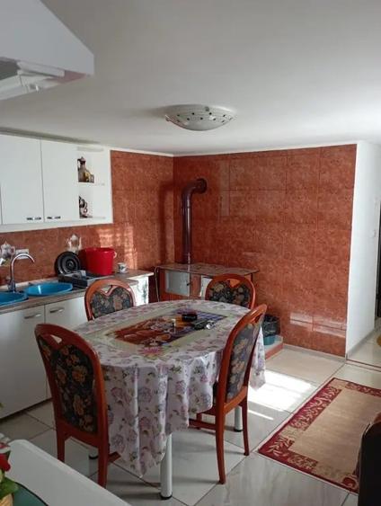 Casă cu 2 camere în Sârbi