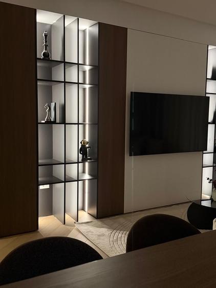 Apartament cu 3 camere semidecomandat, mobilat în Voluntari