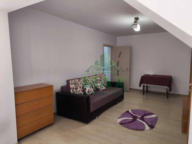 Apartament cu 2 camere decomandat în Malu Roșu