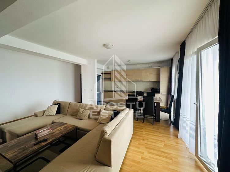 Apartament cu 3 camere decomandat, mobilat în Micălaca