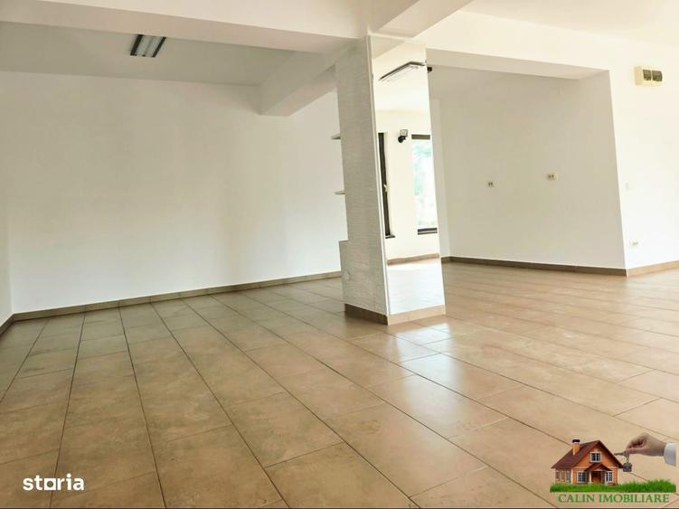 Spațiu comercial, de 55 mp, în Cug
