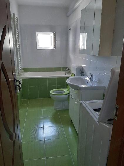 Apartament cu 2 camere decomandat în Dâmbovița
