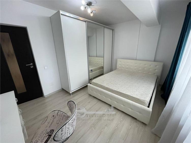 Apartament cu 3 camere semidecomandat în Valea Lupului