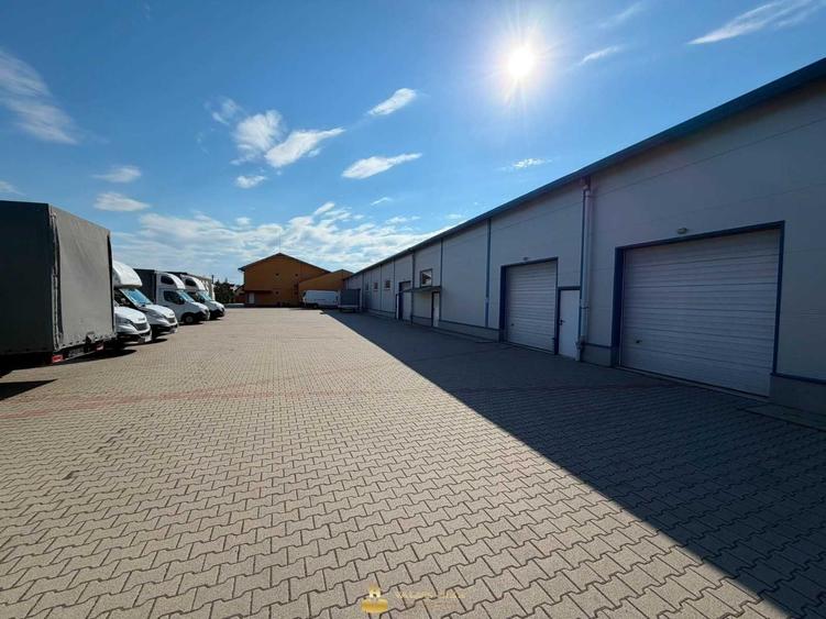 Spațiu comercial, de 1,700 mp, în Central