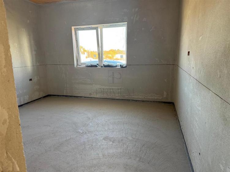 Duplex cu 3 camere cu Teren 350 Mp în Bucovăț (Remetea Mare)