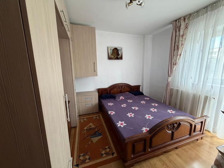 Apartament cu 2 camere decomandat în Centrul Civic
