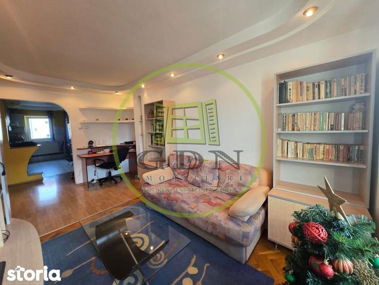 Apartament cu 3 camere decomandat, mobilat în Ștrand