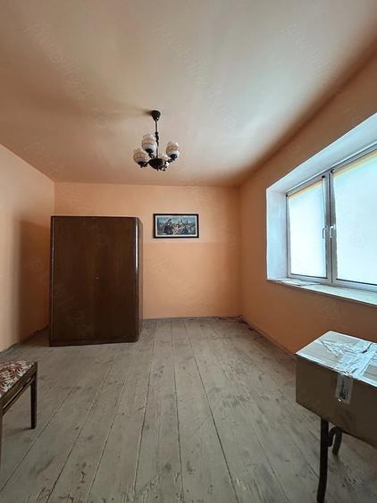 Vand casa in localitatea Presaca!! - 1