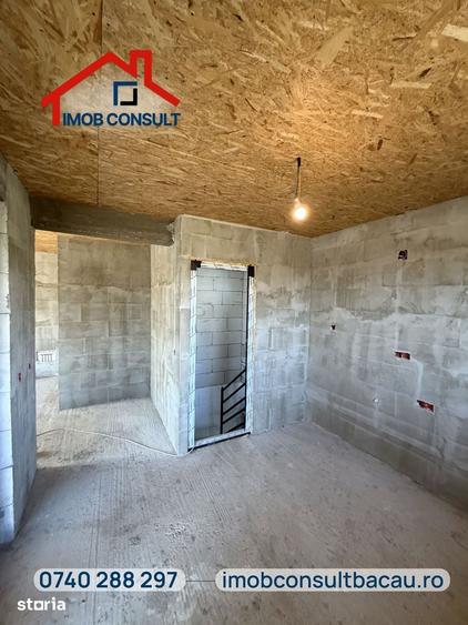 Casă cu 2 camere cu Teren 640 Mp în Letea
