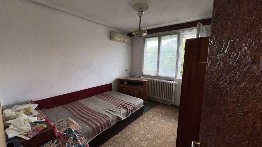 Apartament cu 2 camere decomandat în Drumul Taberei