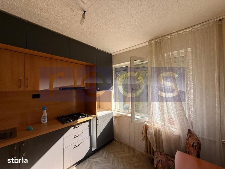 Apartament cu 3 camere decomandat în Doamna Ghica