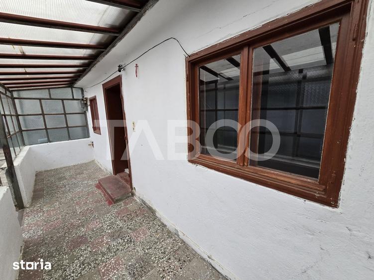 Casă cu 5 camere decomandat cu Teren 412 Mp în Terezian