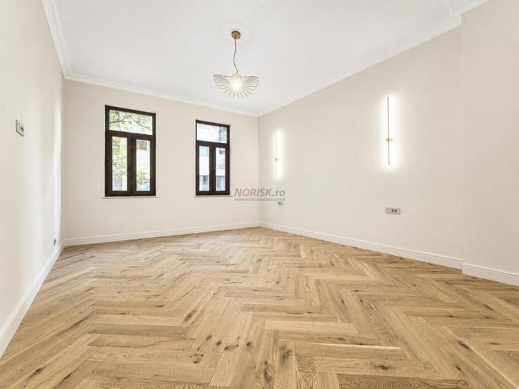 Apartament cu 4 camere decomandat în Eminescu