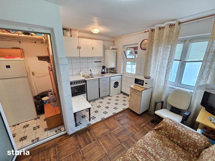Apartament cu 2 camere semidecomandat în Central
