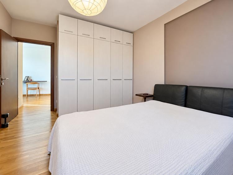 Apartament cu 2 camere decomandat, mobilat în Parcul Circului